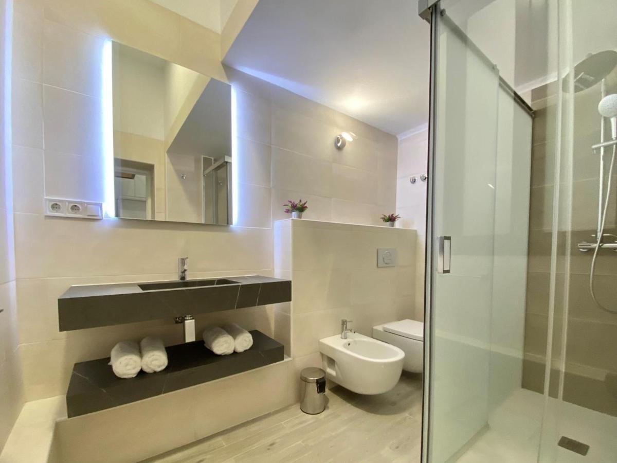Apartamento Tr3 aparcamiento incluido familias loft almirante Sevilla Exterior foto